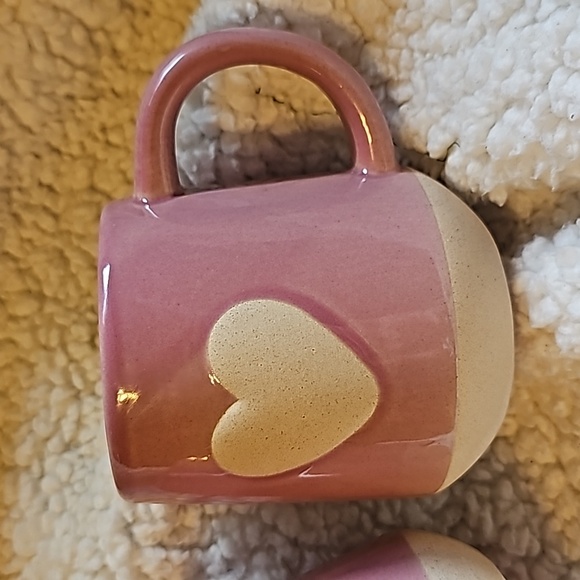 Pink heart mugs - set of 2 - Picture 3 of 7